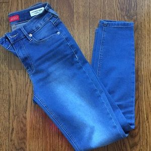 Guess Women’s size 26 jeans